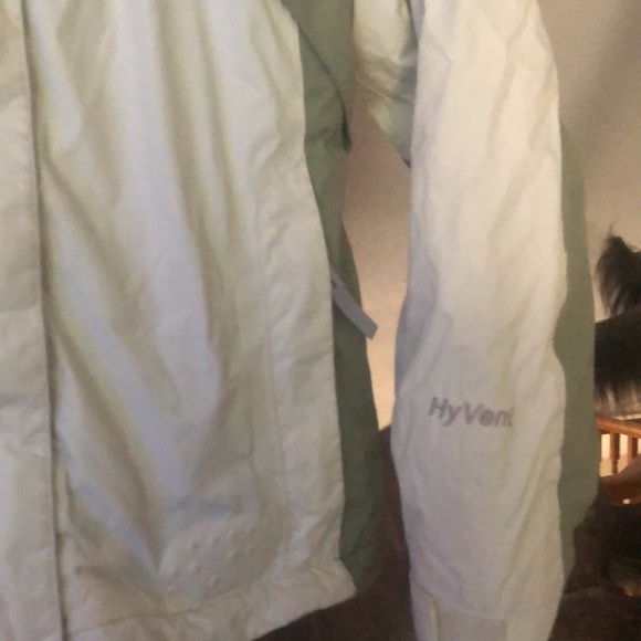 The North Face winter coat p2422 - Picture 4 of 12